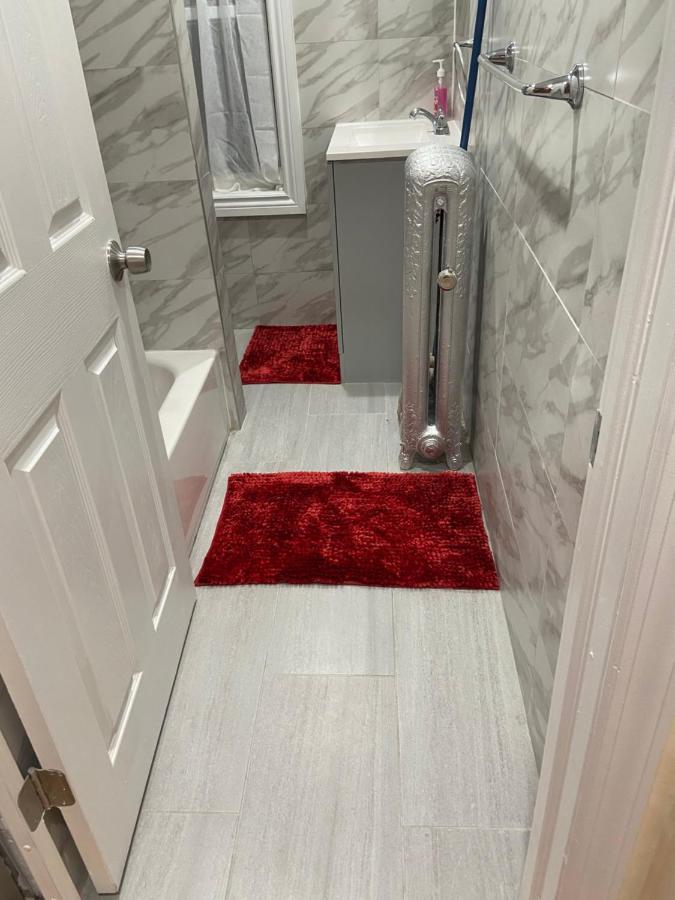 Affordable Room In Queens New York Exteriör bild